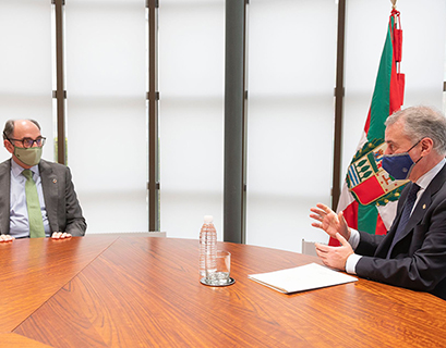 The president of Iberdrola, Ignacio Galán meets with the Lehendakari Iñigo Urkullu at the headquarters of the Basque government in Vitoria