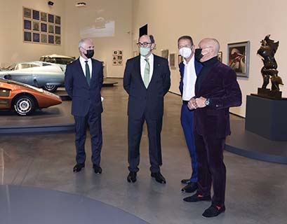 Ignacio Galán attended the opening of the exhibition 'Motion. Autos, Art, Architecture' at the Guggenheim Museum Bilbao.