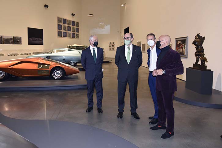 Ignacio Galán attended the opening of the exhibition 'Motion. Autos, Art, Architecture' at the Guggenheim Museum Bilbao.