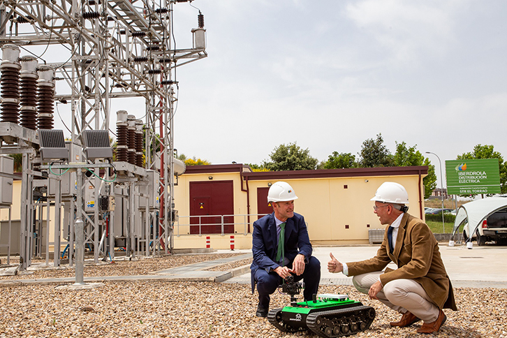 Iberdrola y Arbórea Intellbird han presentado el robot Antecursor I en la subestación El Torrao