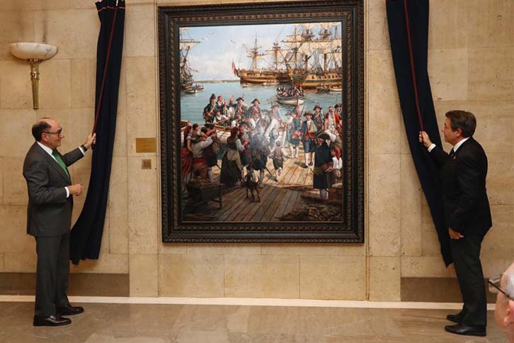 Ignacio Galán, presidente de Iberdrola, descubre el cuadro “El Regreso”, junto a su autor, el pintor Augusto Ferrer-Dalmau.