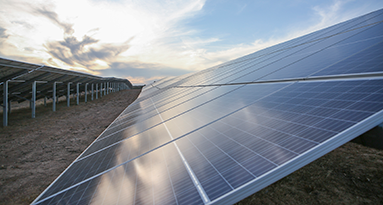 Iberdrola signs a €550m green loan with the EIB to boost renewables in ...