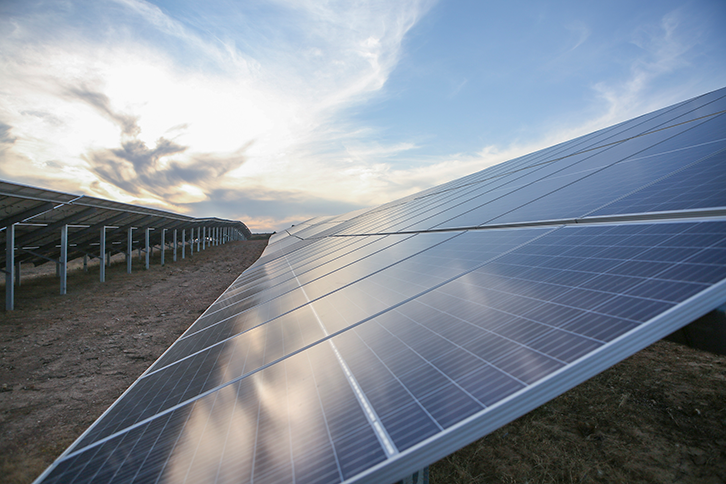 O BEI financiará usinas fotovoltaicas e parques eólicos em vários municípios espanhóis, principalmente nas áreas rurais de Castela e Leão e Extremadura