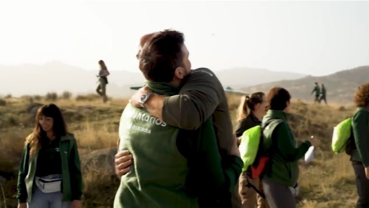 Resource images of the inclusive reforestation day held in Navalacruz (Ávila), in which the president Ignacio Galán took part.