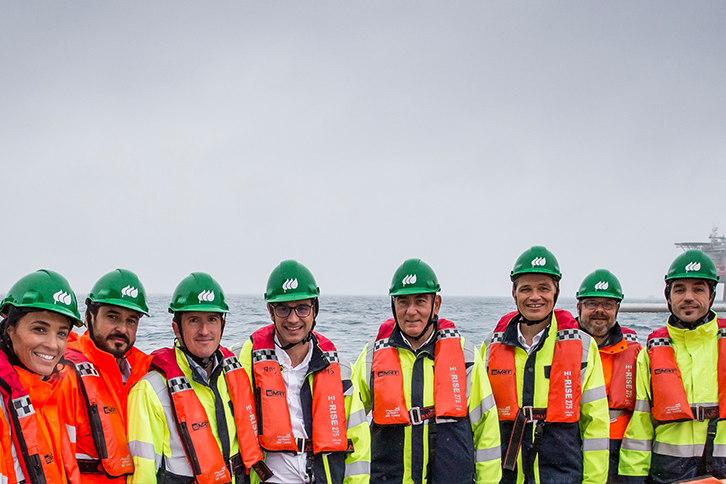 El presidente de Iberdrola, Ignacio Galán, ha reconocido el trabajo de los empleados del parque eólico marino de Saint-Brieuc, el primer proyecto a gran escala de eólica marina en Bretaña