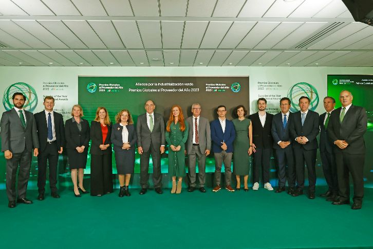 Iberdrola brings together nearly 100 executives from international companies and rewards added value in energy transition