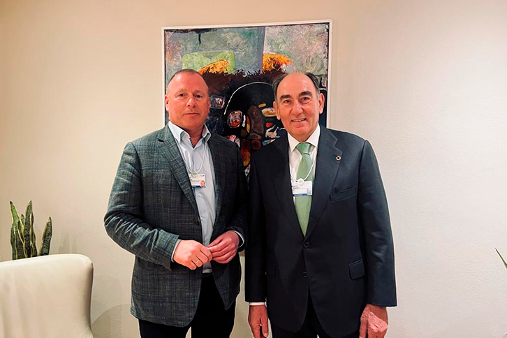 Nicolai Tangen, CEO of Norges Bank, and Ignacio Galán, Executive Chairman of Iberdrola, meet at the Davos Forum 2024.