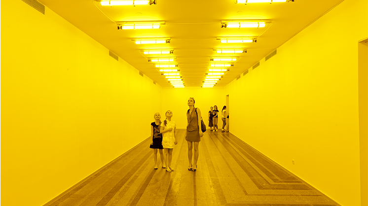 Olafur Eliasson, 'Habitación para un color' (1997) / Foto: Dmitry Baranov / Cortesía del artista; neugerriemschneider, Berlín; Tanya Bonakdar / Gallery, Nueva York / Los Ángeles / © 1997 Olafur Eliasson.