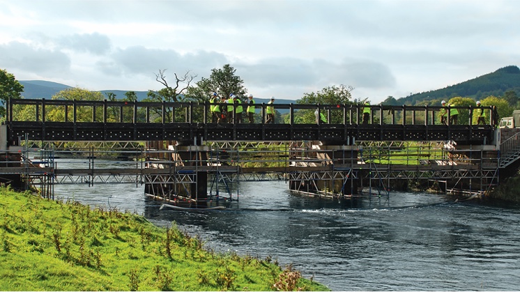 The Easter Dawyck Bridge, the longest in the world built using recycled plastic. Photo: Sicut / Vertech LTD.