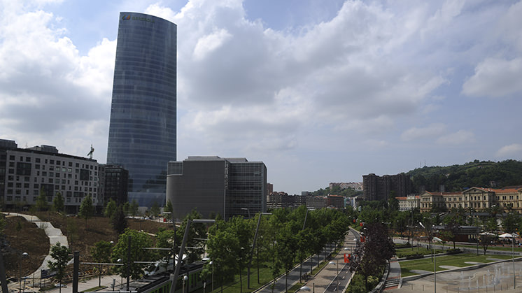 The Torre Iberdrola is a financial and business icon in 21st-century Bilbao.