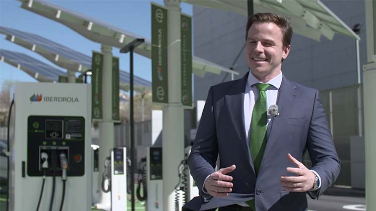 Luis Buil, Iberdrola Global Head of Smart Mobility, on the charging points and the company's Mobility Plan.