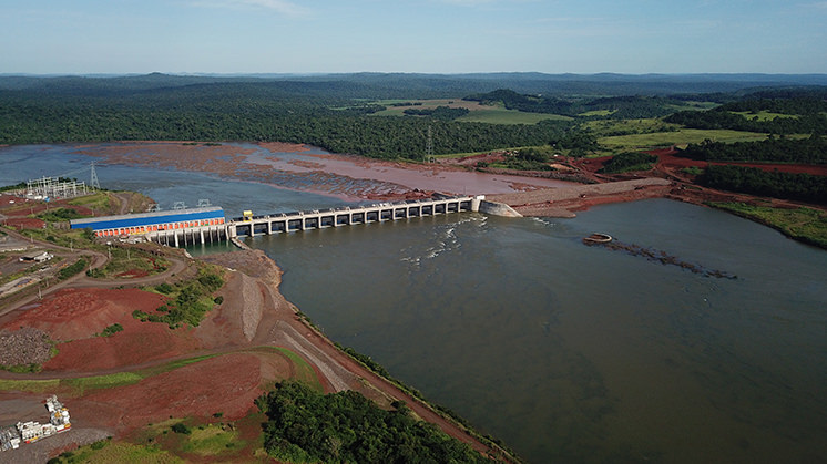 Baixo Iguaçu hydroelectric power station.