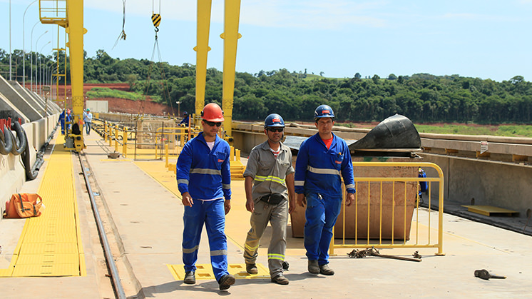 Central hidroeléctrica de Baixo Iguaçu.