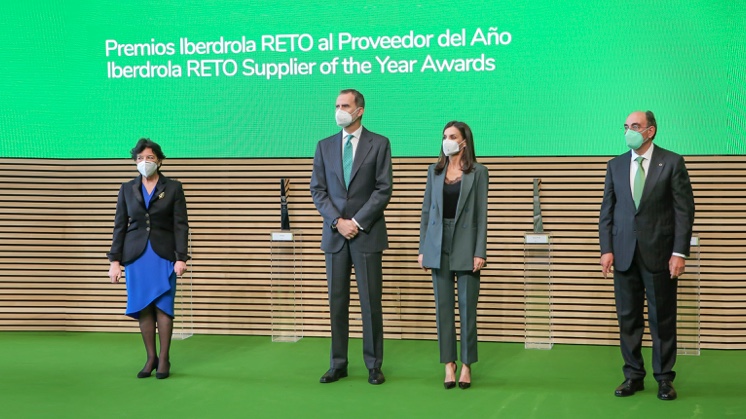 The King and Queen of Spain, the minister of Education and Vocational Training and the chairman of Iberdrola group presented the RETO Awards for Supplier of the Year.