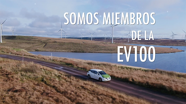 Because we believe in a better future, we are members of the EV100. For a sustainable mobility.
