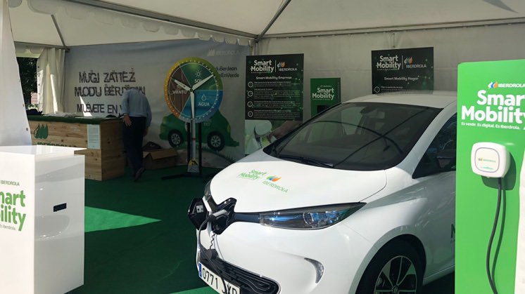 In Iberdrola we step on the accelerator with our Sustainable Mobility Plan.