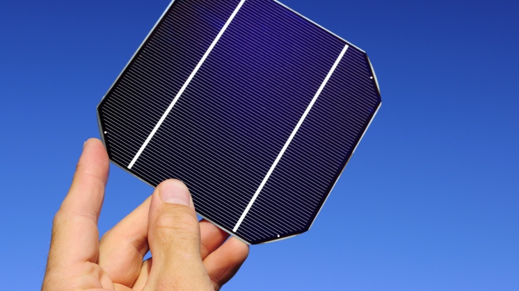 El precio de las células fotovoltaicas se ha abaratado en los últimos años, impulsando la energía solar.