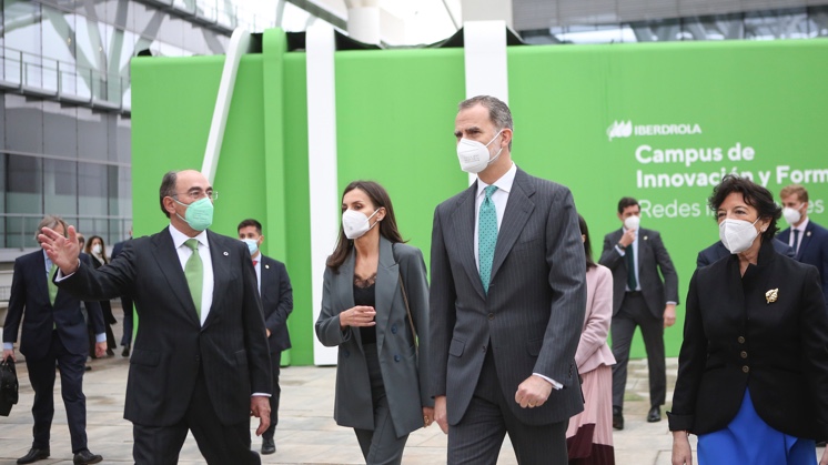 The King and Queen of Spain, accompanied by Ignacio Galán, officially open the Iberdrola Campus.