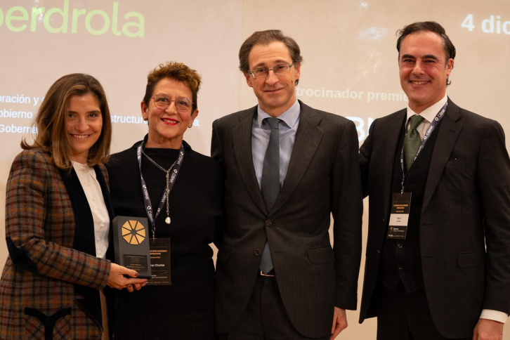 El equipo de Iberdrola recibe el premio al 