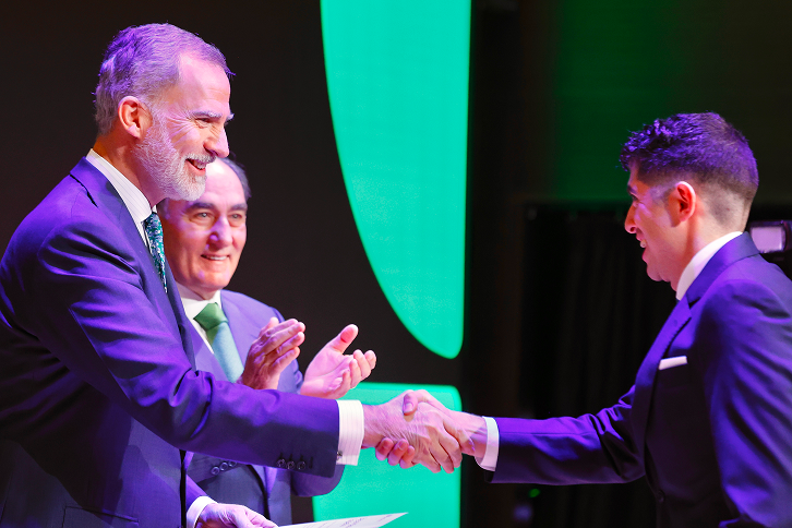 Sua Majestade, o Rei Felipe VI da Espanha, realiza entrega das bolsas de estudo da Iberdrola