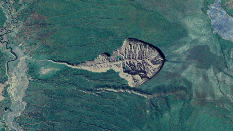 Cratera de Batagaika, situada na Sibéria Oriental.