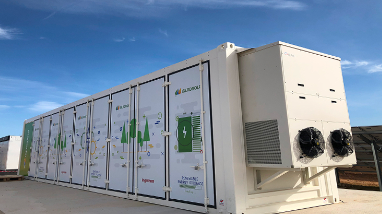 Bateria de armazenamento de energia em Campo Arañuelo, na Espanha.