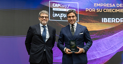 iberdrola-recibe-el-premio-a-la-empresa-que-m-s-valor-aporta-con-el-m-a