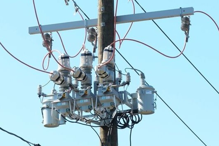 Avangrid installs 650 smart devices on power grids in Maine and New York in 2025