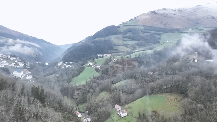 Valcarlos: the village that stores energy