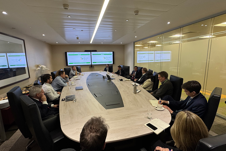 Estos encuentros tienen el objetivo de acercar la empresa a los inversores y compartir con ellos los detalles del Plan Estratégico 2025-2028.