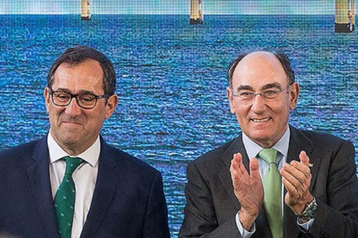 Iberdrola chairman, Ignacio Galán, with the Windar Renovables chairman, Orlando Alonso.