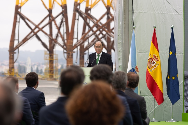 Chairman of Navantia, Ricardo Domínguez; Chairman of Iberdrola, Ignacio Galán; Chairman of Windar, Orlando Alonso; the president of the Xunta de Galicia, Alberto Núñez Feijóo; and Minister of Finance and Public Function, María Jesús Montero.