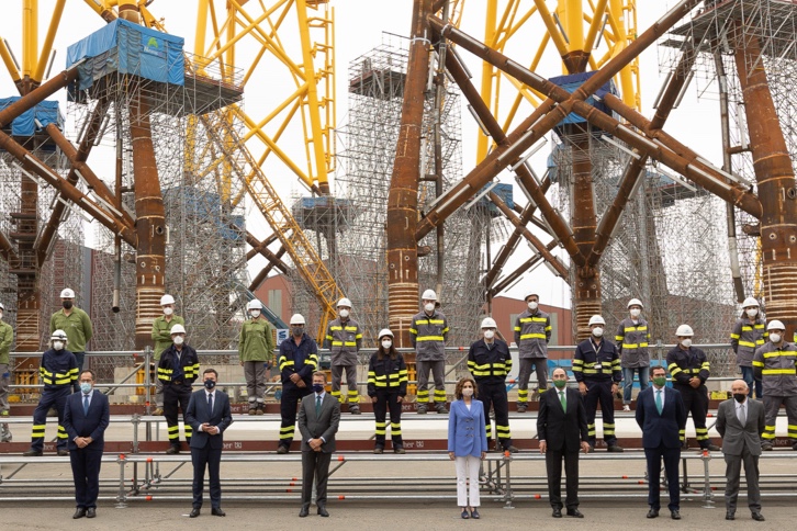 Presidente de Navantia, Ricardo Dominguez;  presidente de Iberdrola, Ignacio Galán;  presidente de Windar, Orlando Alonso; el presidente de la Xunta de Galicia, Alberto Núñez Feijóo; y ministra de Hacienda y Función Pública, María Jesús Montero.