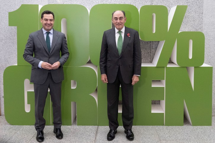 O presidente da Junta de Andalucía, Juan Manuel Moreno, e o presidente da Iberdrola, Ignacio Galán.