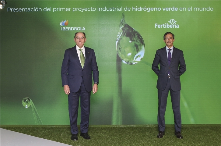 El presidente de Iberdrola, Ignacio Galán, y el presidente de Fertiberia, Javier Goñi