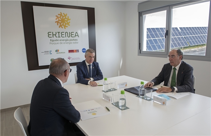 Iberdrola, Grupo Mondragon, la Diputación Foral de Álava y el EVE construirán la mayor fotovoltaica de Euskadi