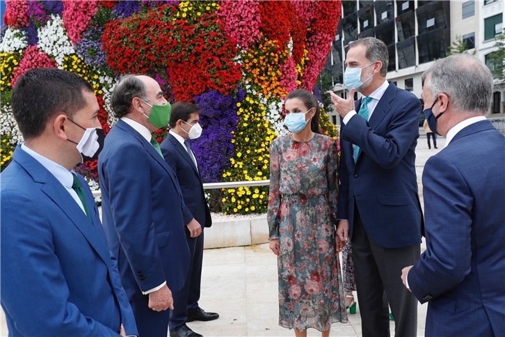 Visita de los Reyes y Galán al Guggenheim de Bilbao