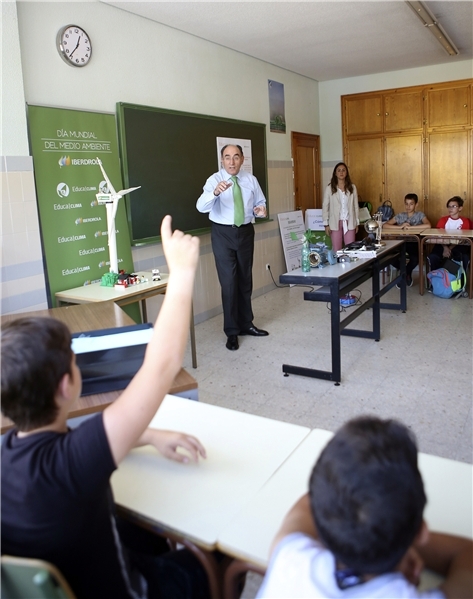 Ignacio Galán, presidente del grupo Iberdrola, presenta EducaClima