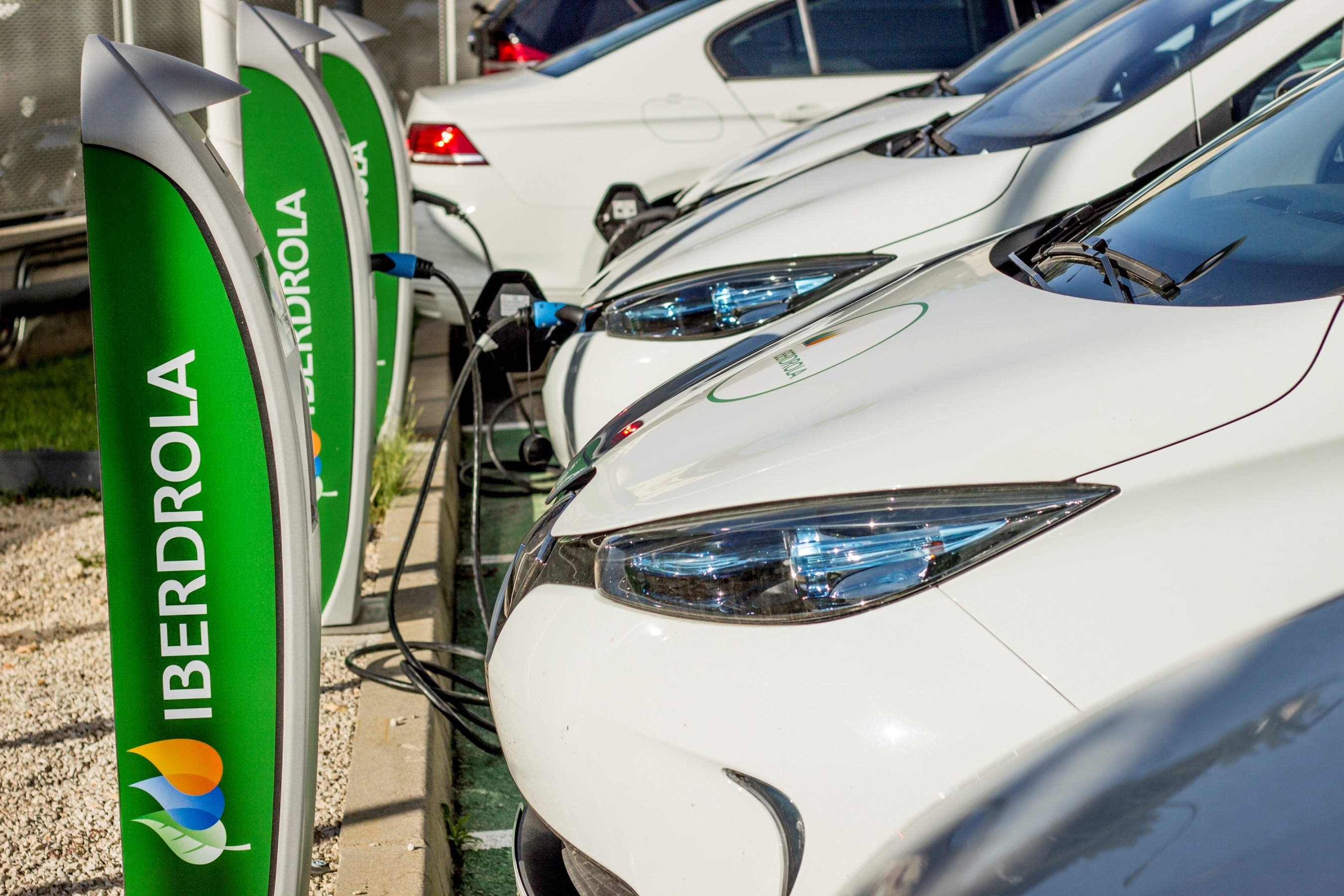 Iberdrola charging station discount