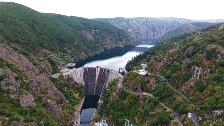 Presa de San Esteban (Galicia)