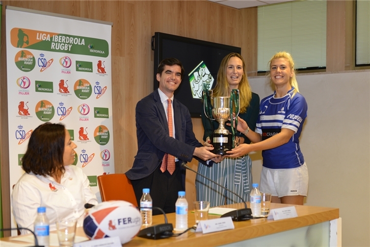 Presentación Liga Iberdrola Rugby, entrega copa, CSD