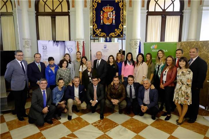 Presentación Tour 'Mujer, Salud y Deporte' en Málaga con deportistas locales